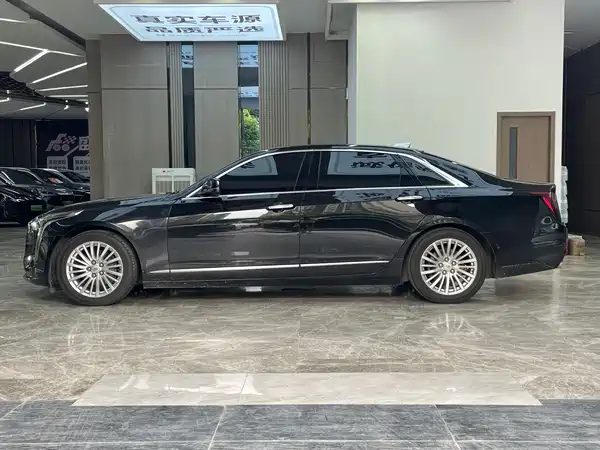 Cadillac CT6 2022