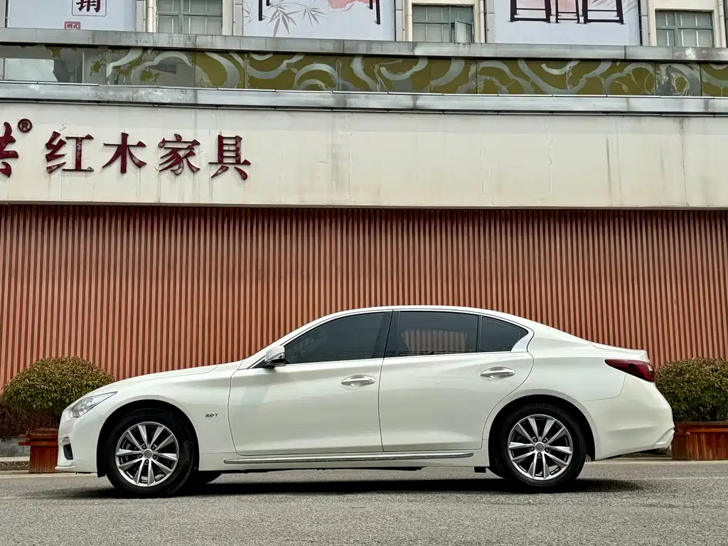 Infiniti Q50L 2023 — фото 4