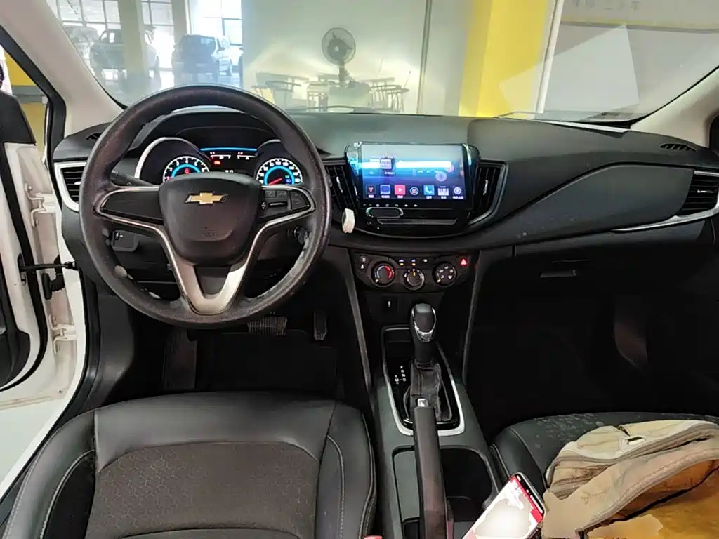Chevrolet Cavalier 2017 — фото 10