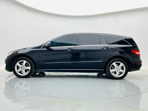 Mercedes-Benz R-Class 2015