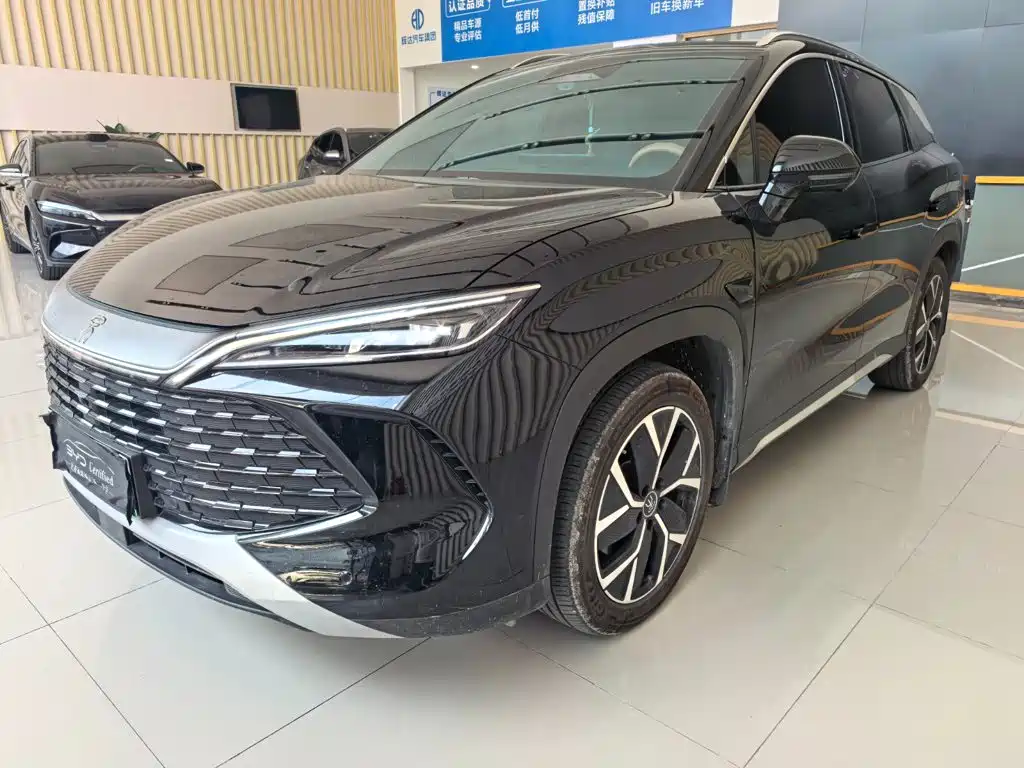 BYD Song L DM-i 2025 — фото 1