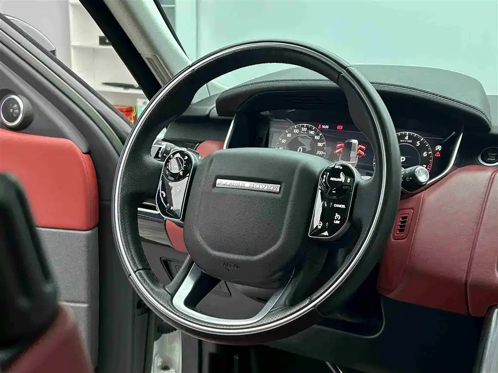 Land Rover Sport 2023 — фото 12
