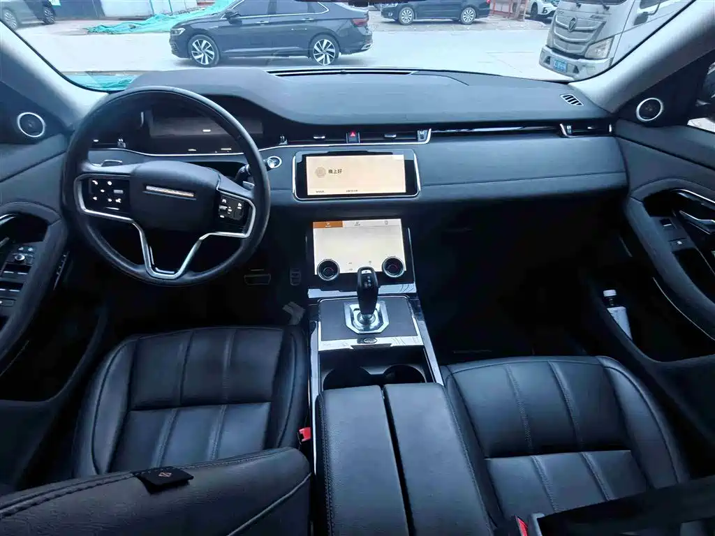 Land Rover Evoque 2024 — фото 24