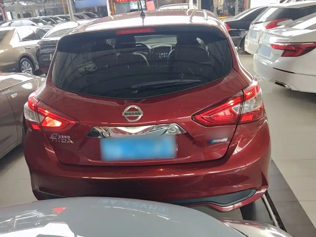 Nissan Tiida 2018