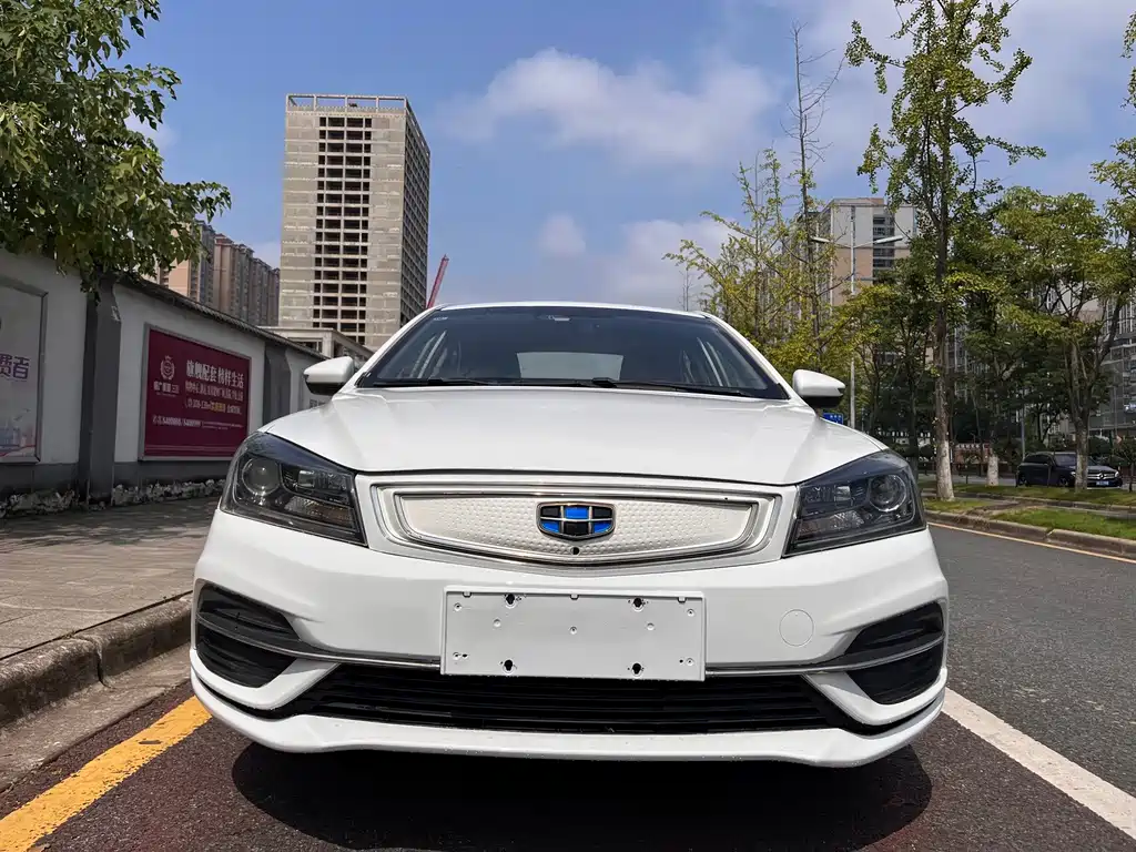 Geely Emgrand New Energy 2018 — фото 2