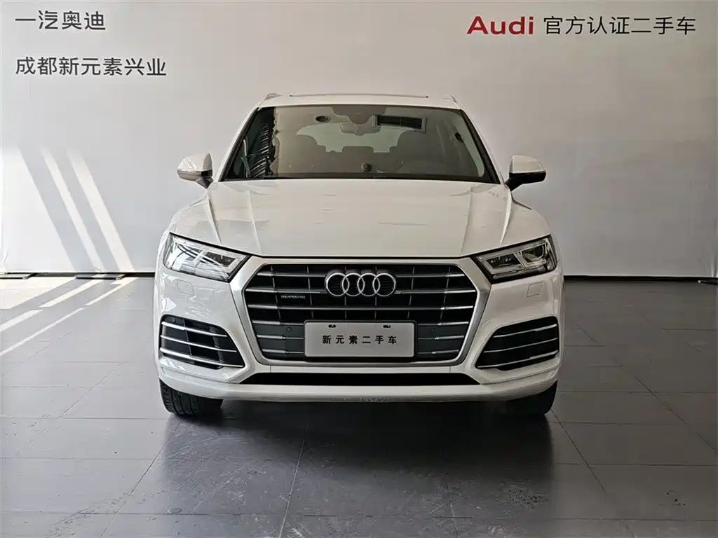 Audi Q5L 2018 — фото 2