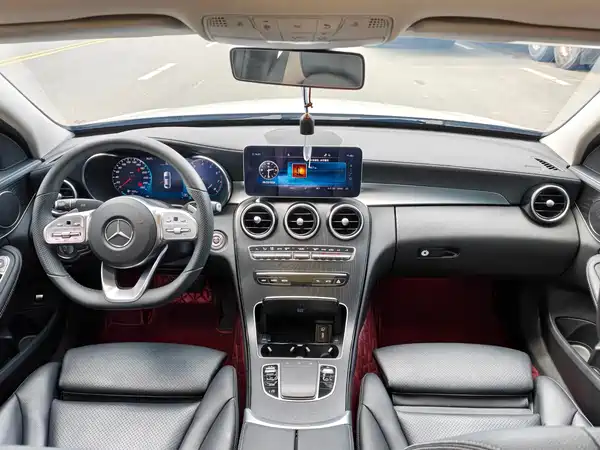Mercedes-Benz C-Class 2020