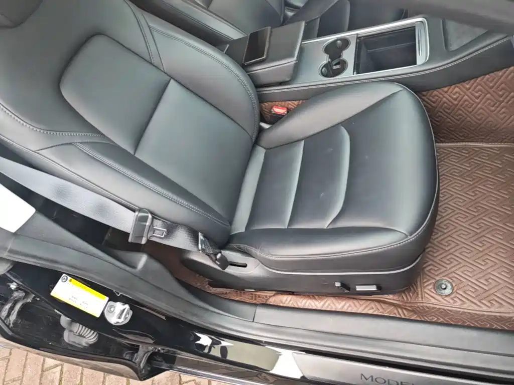 Tesla Model 3 2023 — фото 25