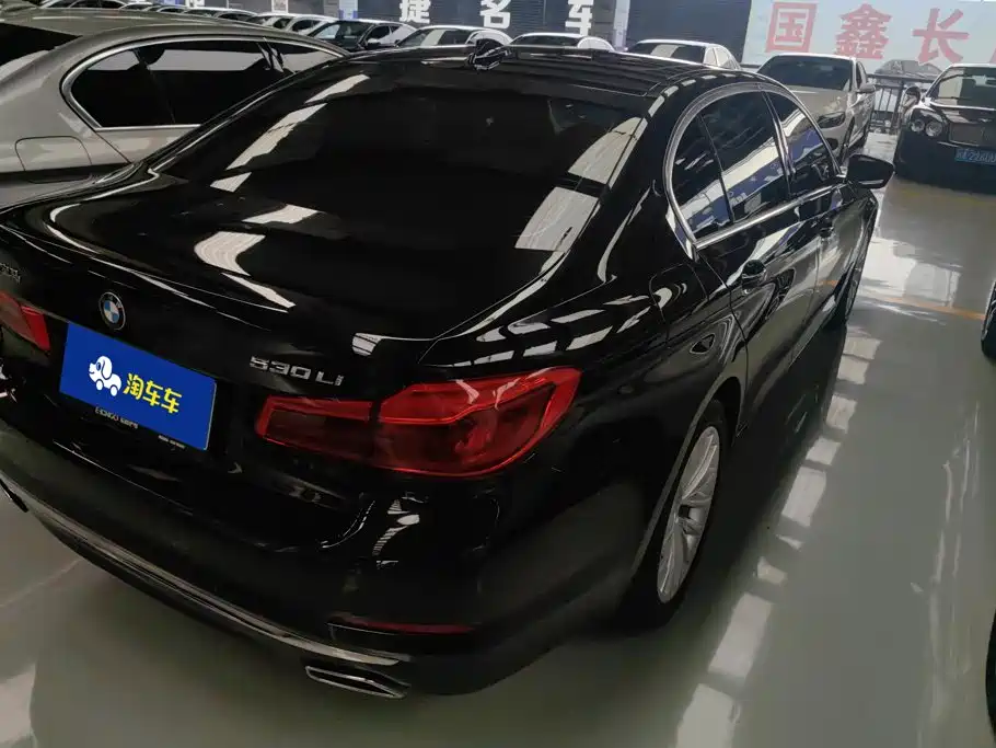 BMW 5 Series 2019