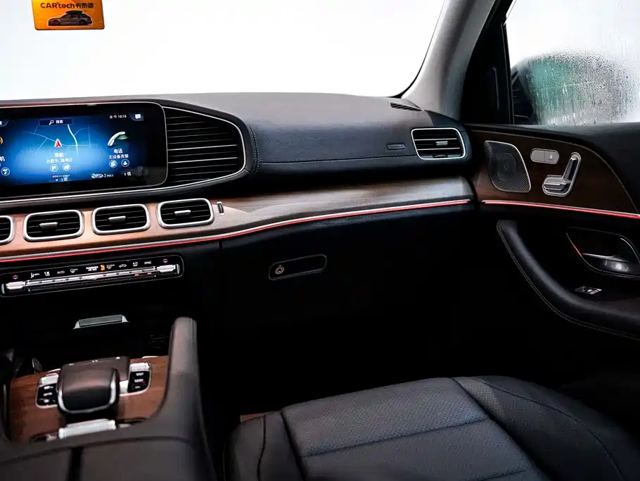Mercedes-Benz GLE 2020 — фото 28