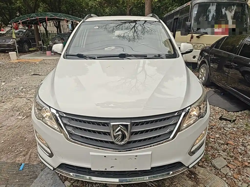 Baojun 560 2015