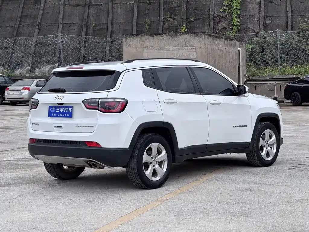 Jeep Compass 2020 — фото 4