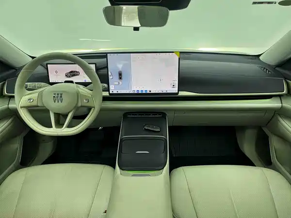 Buick Zhijing L7 2025
