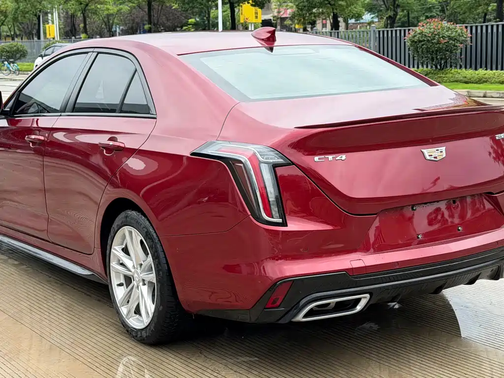 Cadillac CT4 2021 — фото 6
