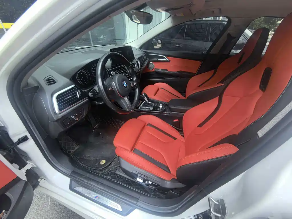 BMW 1 Series 2022