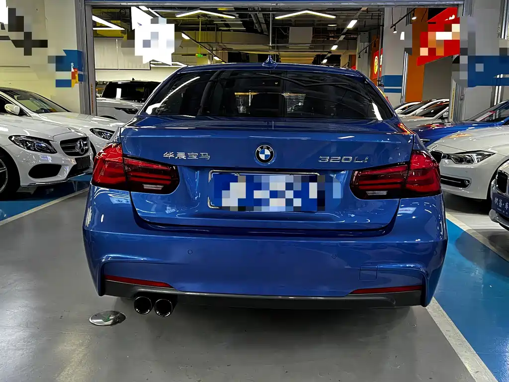 BMW 3 Series 2019 — фото 12