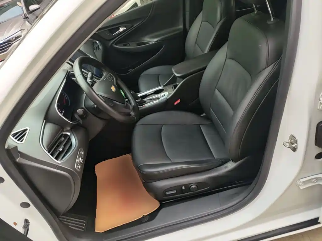 Chevrolet Malibu XL 2017 — фото 15