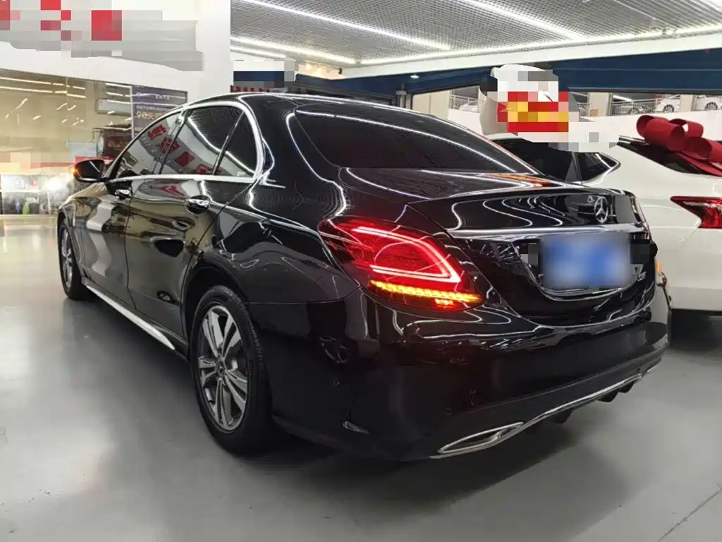 Mercedes-Benz C-Class 2020