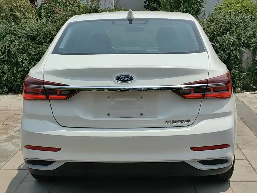 Ford Escort 2021
