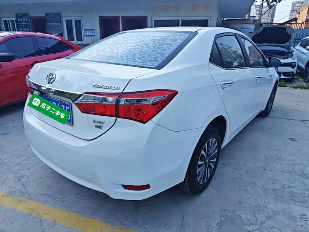 Toyota Corolla 2019 — фото 7