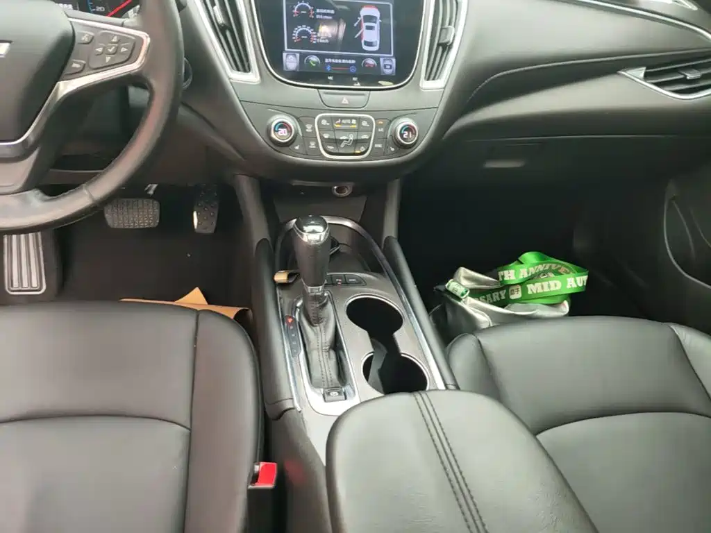 Chevrolet Malibu XL 2017 — фото 14