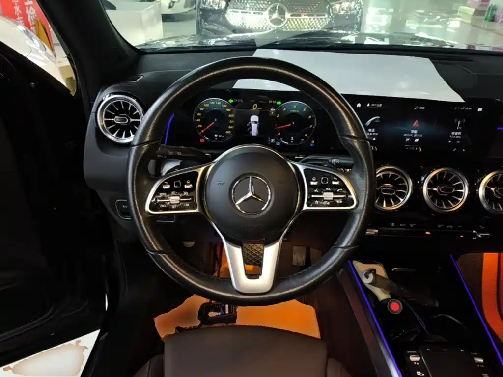Mercedes-Benz GLB 2022 — фото 11