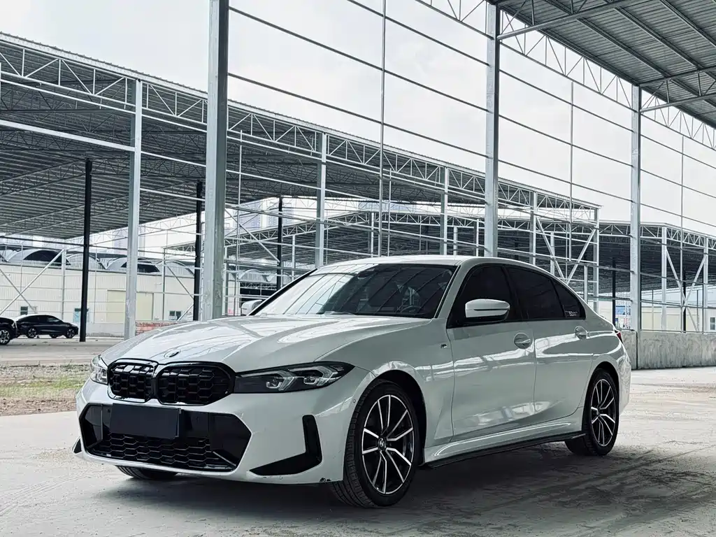 BMW 3 Series 2023