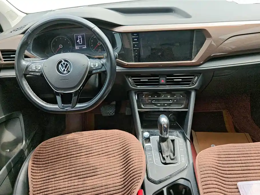 Volkswagen Tharu 2021 — фото 12