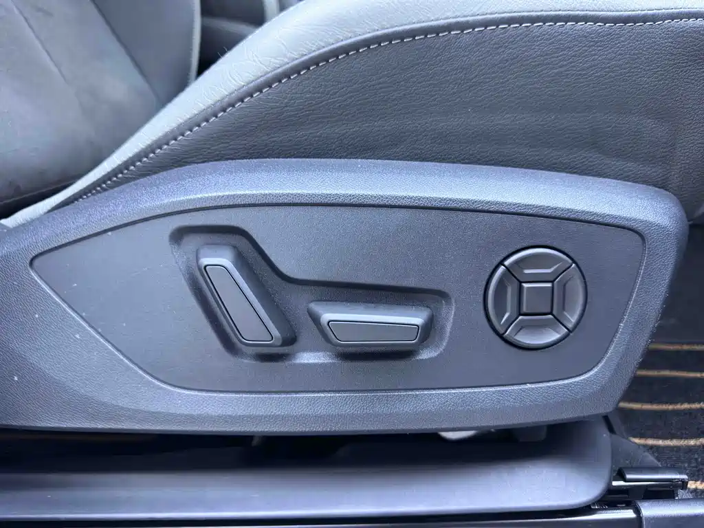 Audi Q3 2023 — фото 17