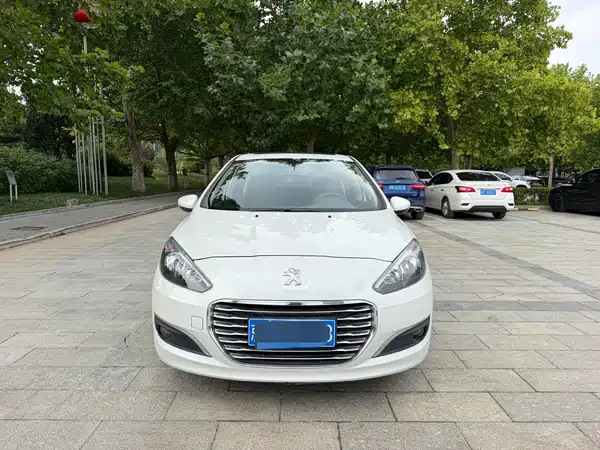Peugeot 308 2016