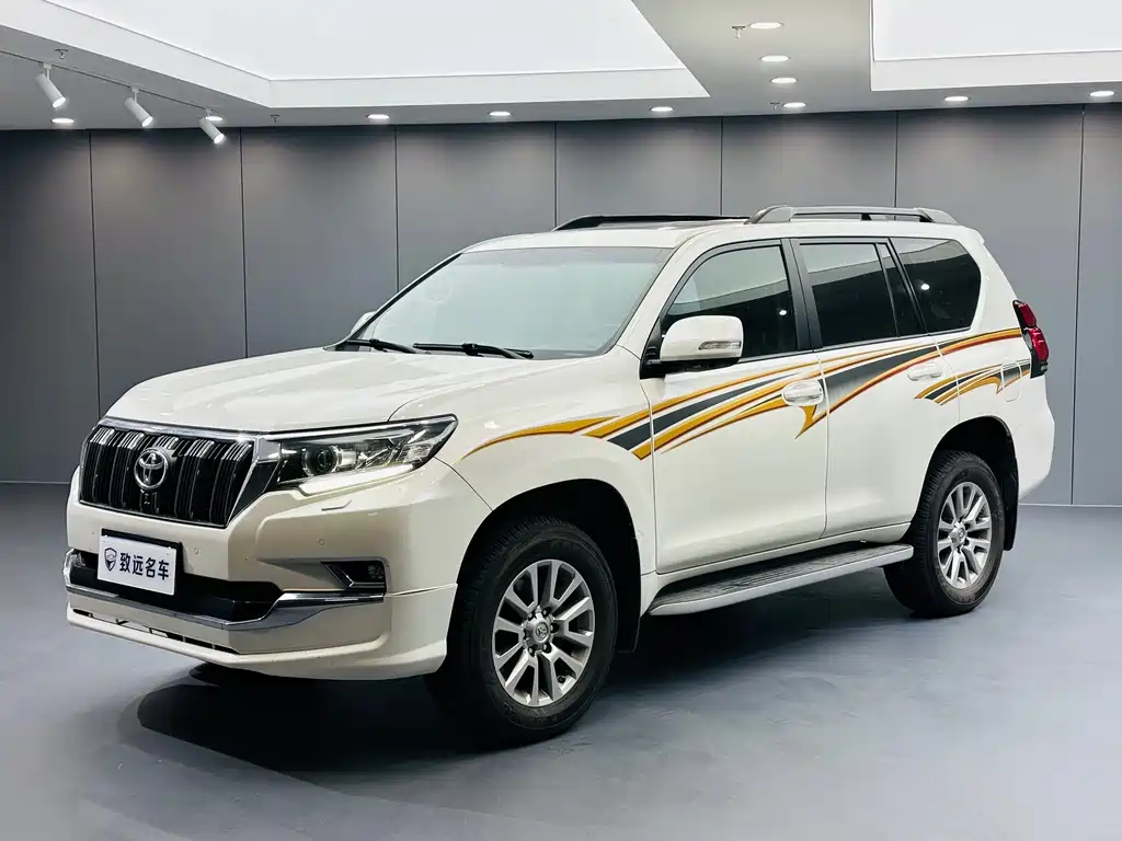 Toyota Prado 2019 — фото 1
