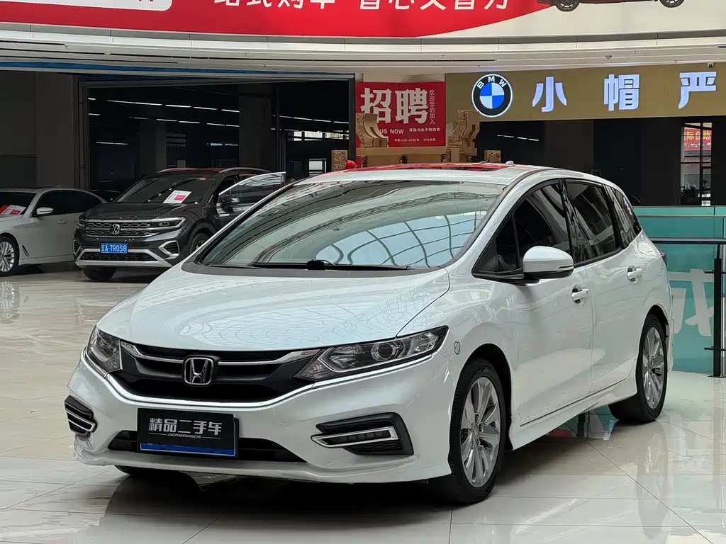 Honda Jade 2017 — фото 1