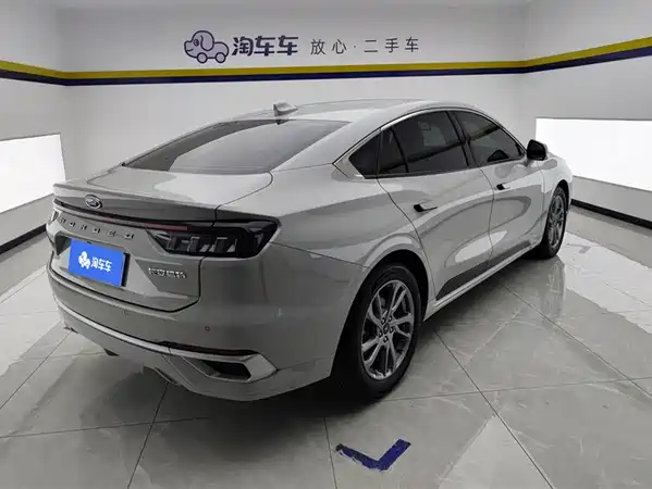 Ford Mondeo 2023