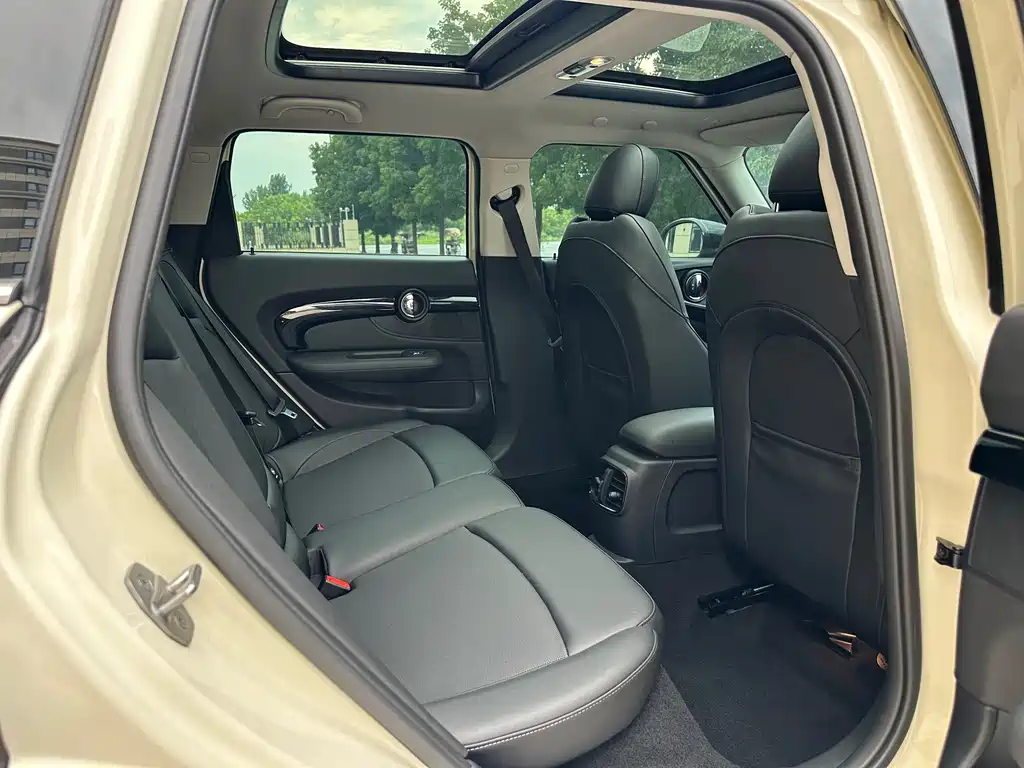 MINI Clubman 2022