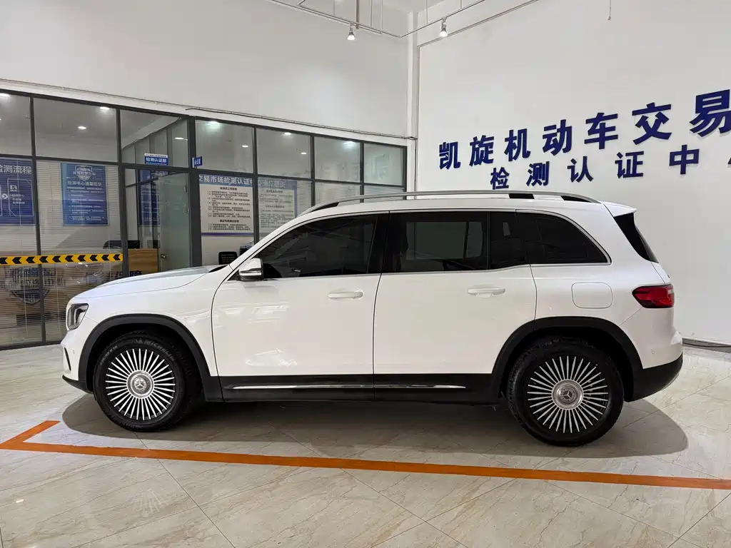 Mercedes-Benz GLB 2022