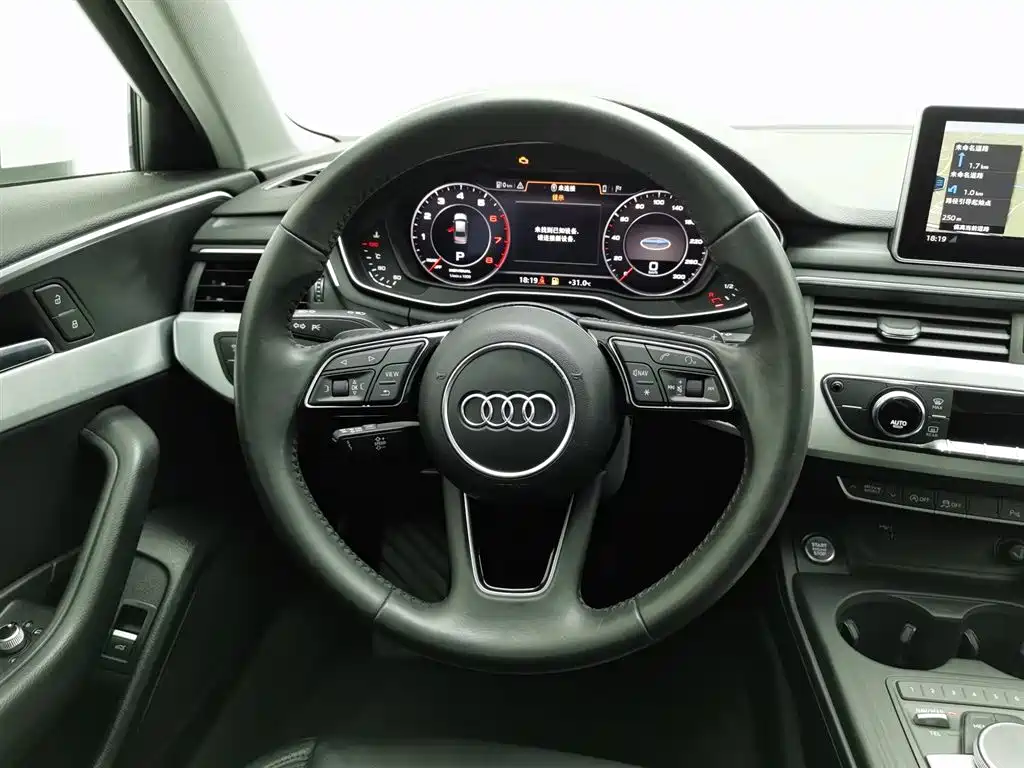Audi A4L 2018 — фото 11