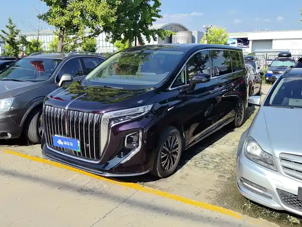 Hongqi HQ9 PHEV 2025