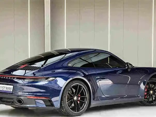 Porsche 911 2020
