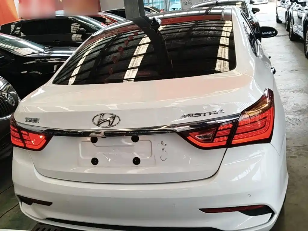 Hyundai Mistra 2017 — фото 4