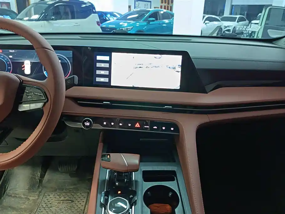 Changan CS75 PLUS 2023 — фото 13
