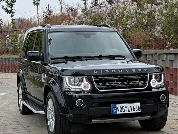 Land Rover Discovery 2012