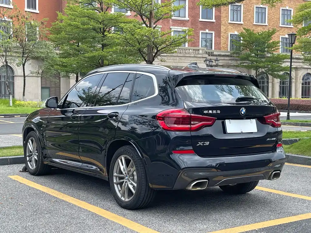 BMW X3 2021