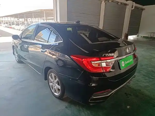 Honda Crider 2017