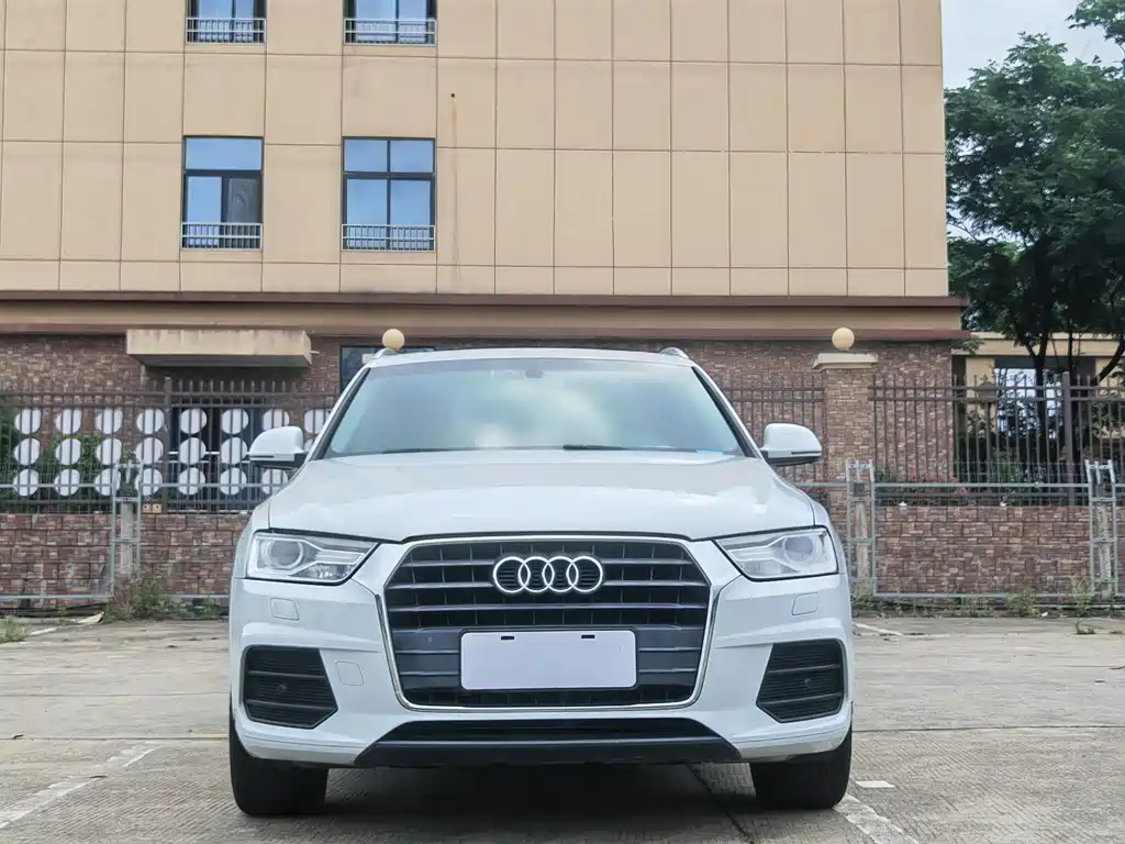 Audi Q3 2016