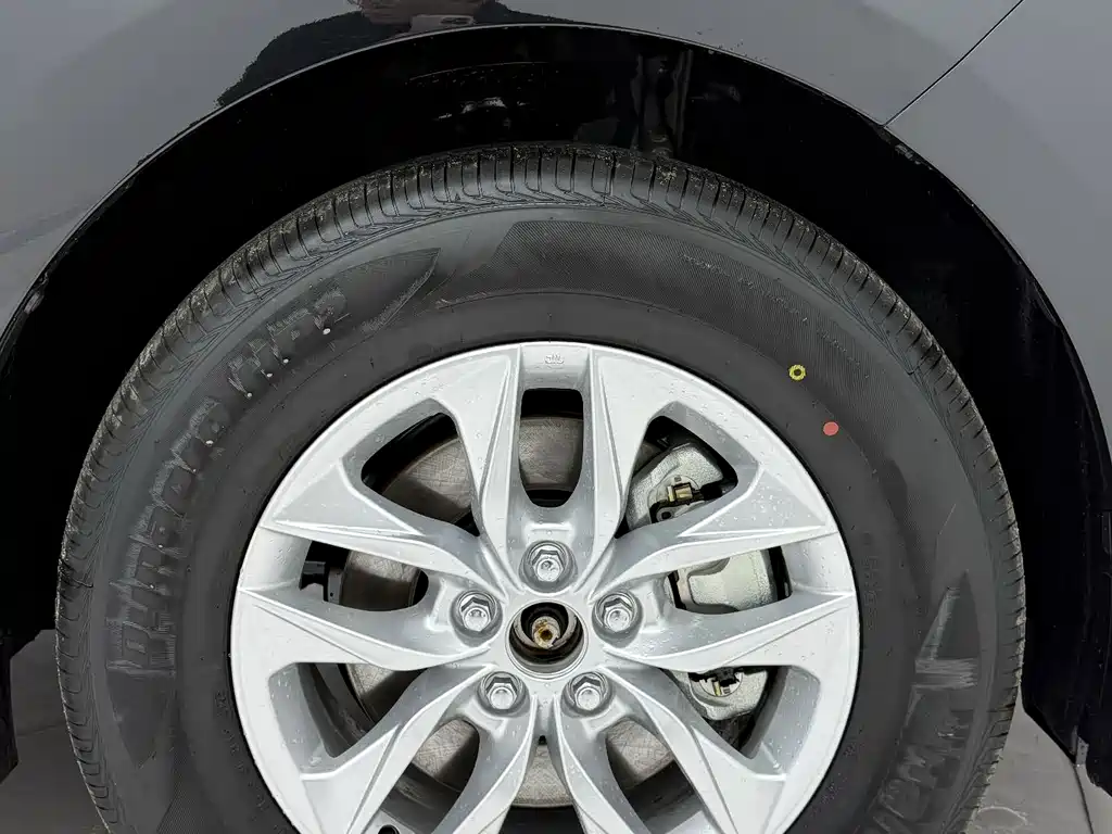 Toyota Granvia — фото 11