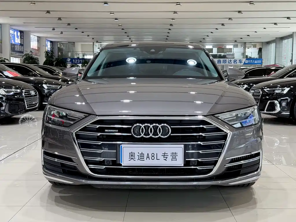 Audi A8 2021