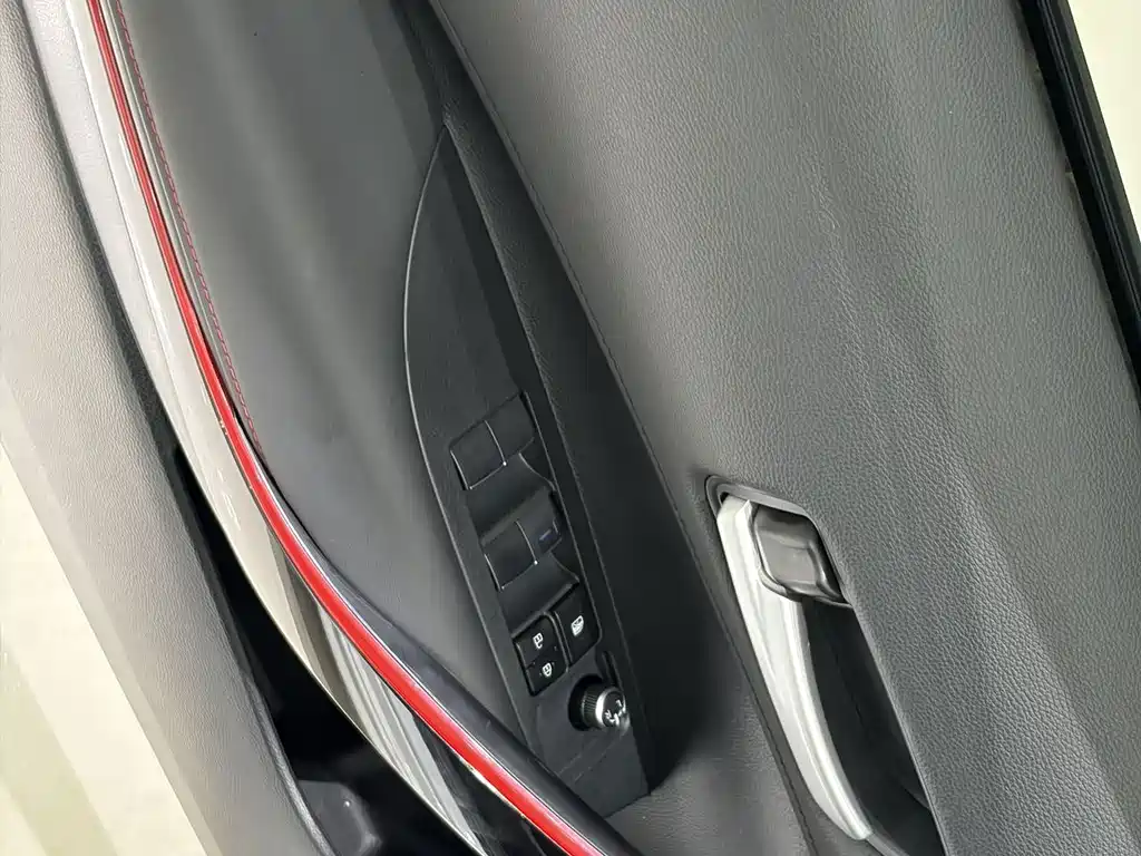 Toyota Levin 2022 — фото 17