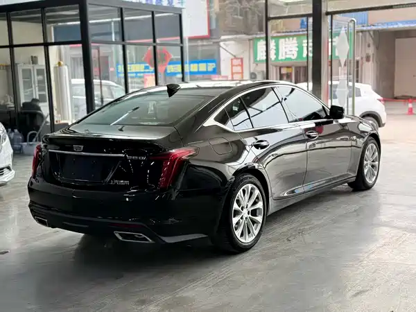 Cadillac CT5 2023