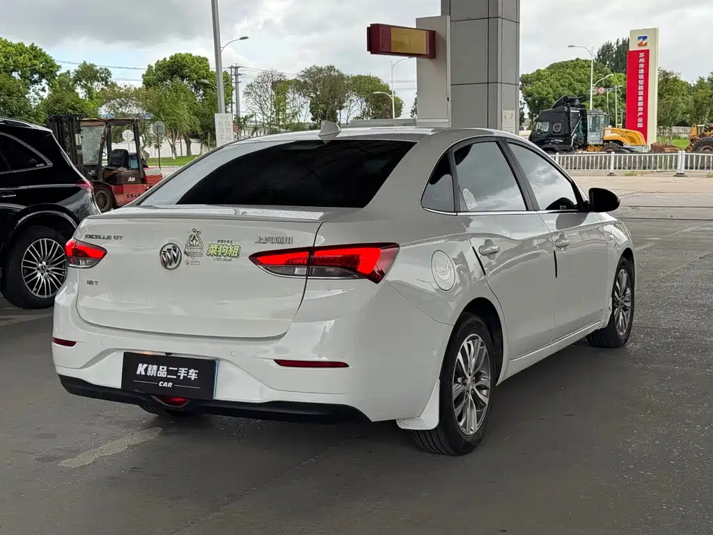 Buick Excelle GT 2018 — фото 16
