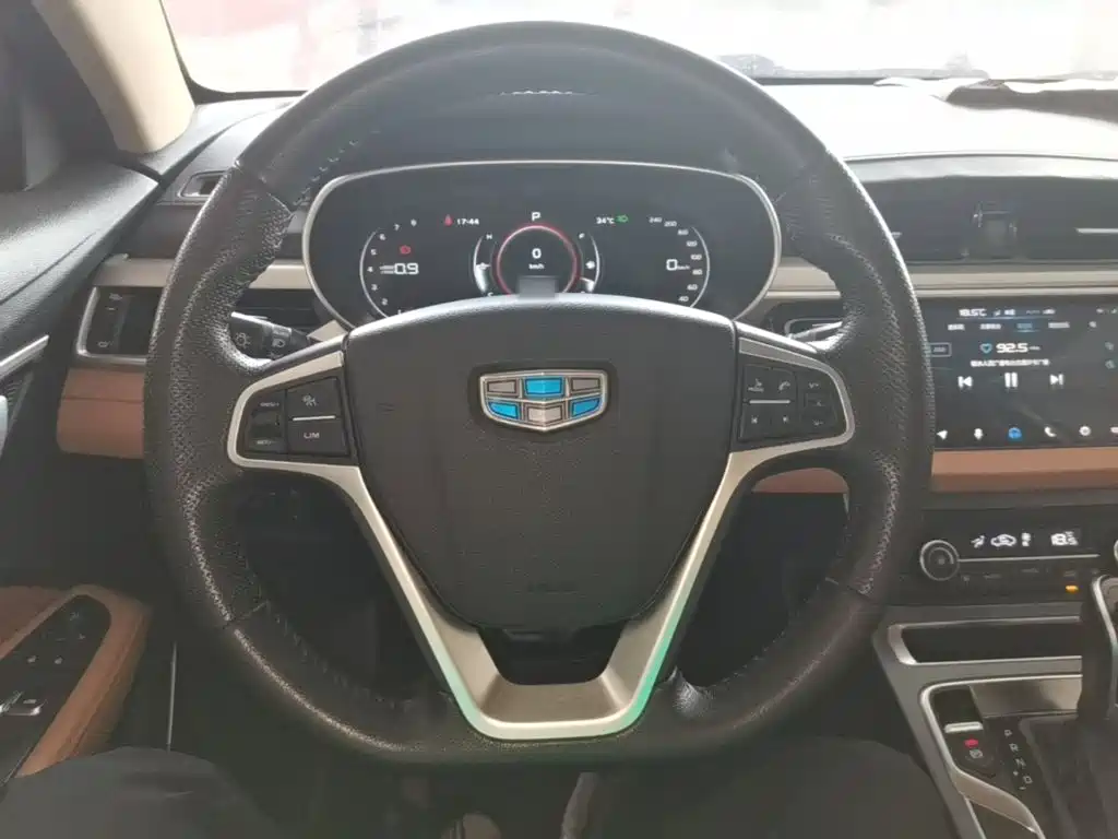Geely Vision S1 2018 — фото 11